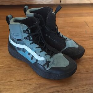 VANS Ultrarange HI MTE Goretex Core Blue Boots Hiking Women's Size 9.5